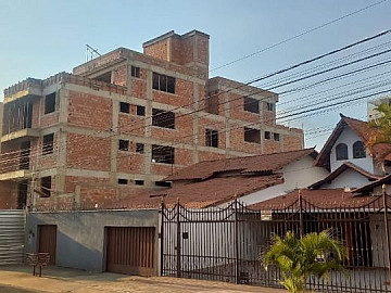 �rea privativa de Alto Padr�o � Venda no Inconfidentes