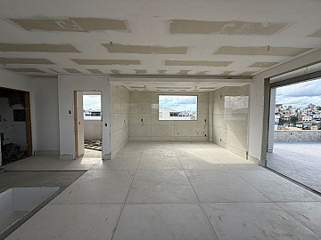 Cobertura de Alto Padr�o � Venda no Inconfidentes