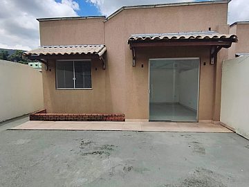 Casa Geminada � Venda